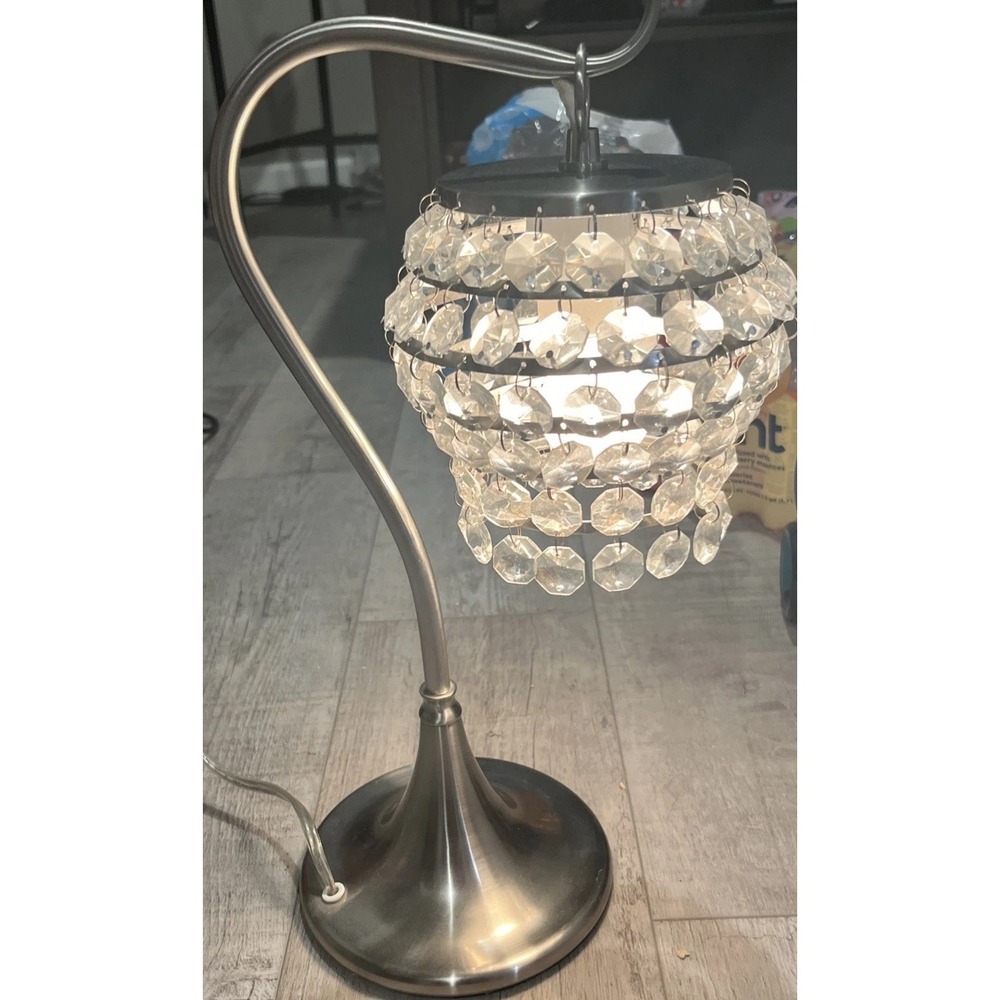 17" Tall Crystal Dangle Desk/table Lamp Chrome base